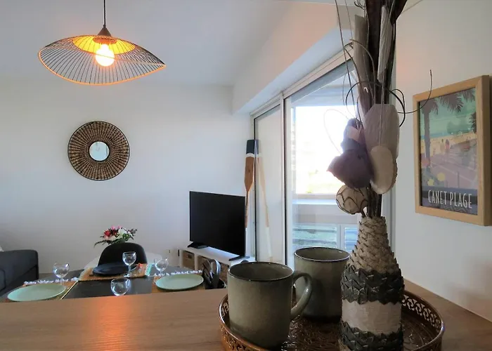 Daire Coup De Coeur Pour Ce Cosy T2 Avec Vue Imprenable Sur La - 4gsud101 *