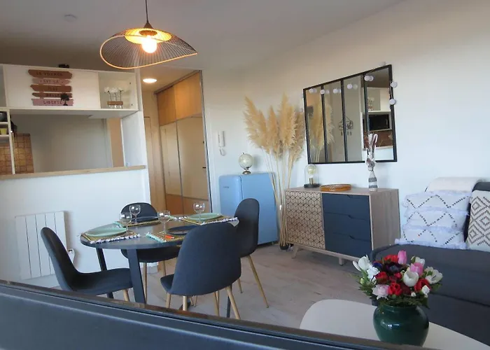 Coup De Coeur Pour Ce Cosy T2 Avec Vue Imprenable Sur La - 4gsud101 Daire