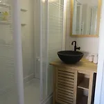 Daire Coup De Coeur Pour Ce Cosy T2 Avec Vue Imprenable Sur La - 4gsud101 *