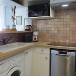 Daire Coup De Coeur Pour Ce Cosy T2 Avec Vue Imprenable Sur La - 4gsud101