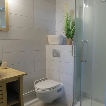 Coup De Coeur Pour Ce Cosy T2 Avec Vue Imprenable Sur La - 4gsud101 Apartment